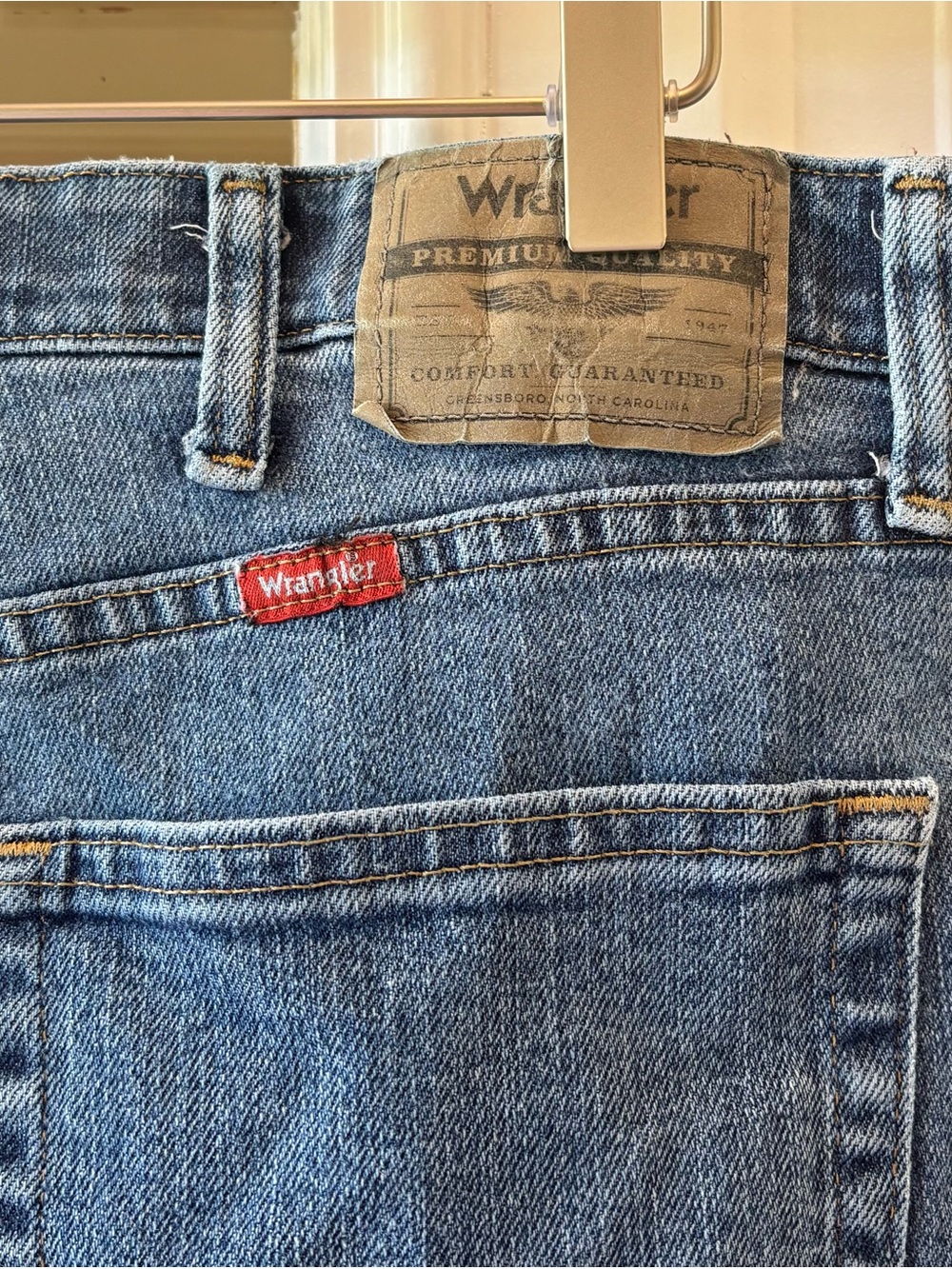 Wrangler Comfort Flex Waistband Regular Fit Jeans 34x32 Medium Wash - Picture 5 of 10